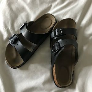 Double strap slides